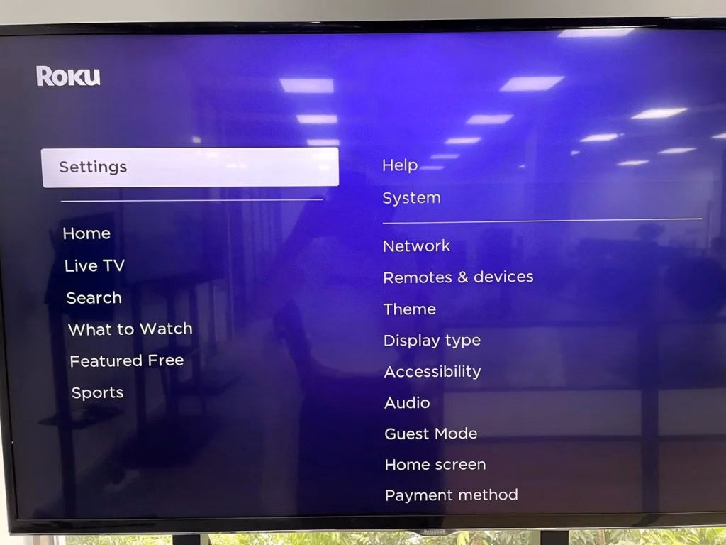 the Settings option on Roku TV
